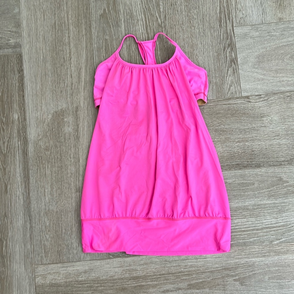 Lululemon tank